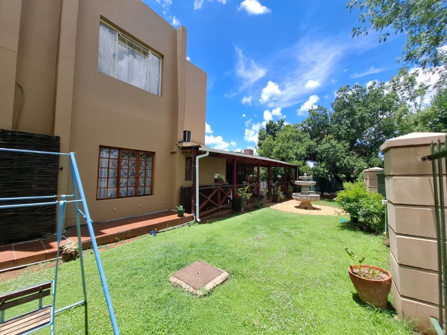 13 Bedroom Property for Sale in Bayswater Free State